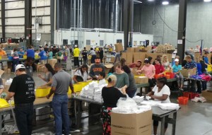 Bonded Logistics Packs 6,000 Shoeboxes for Operation Christmas Child